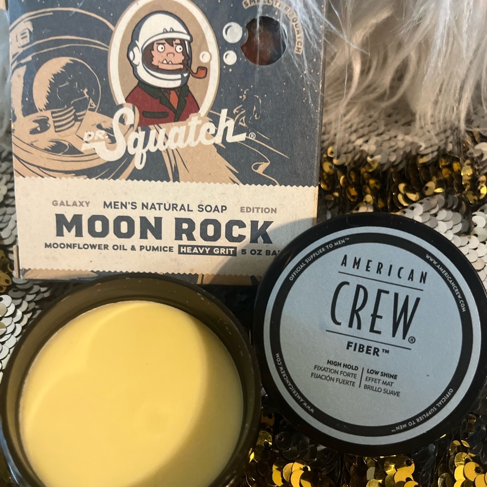 #928| New American Crew Fiber(1.7 ounce) & Dr. Squatch Moon Rock Soap Set